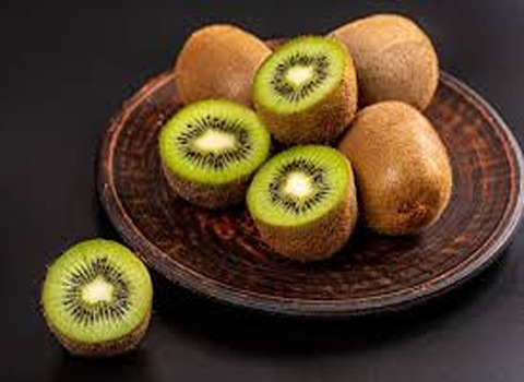 تصویر 1 از قیمت خرید کیوی صادراتی آستارا عمده به صرفه و ارزان